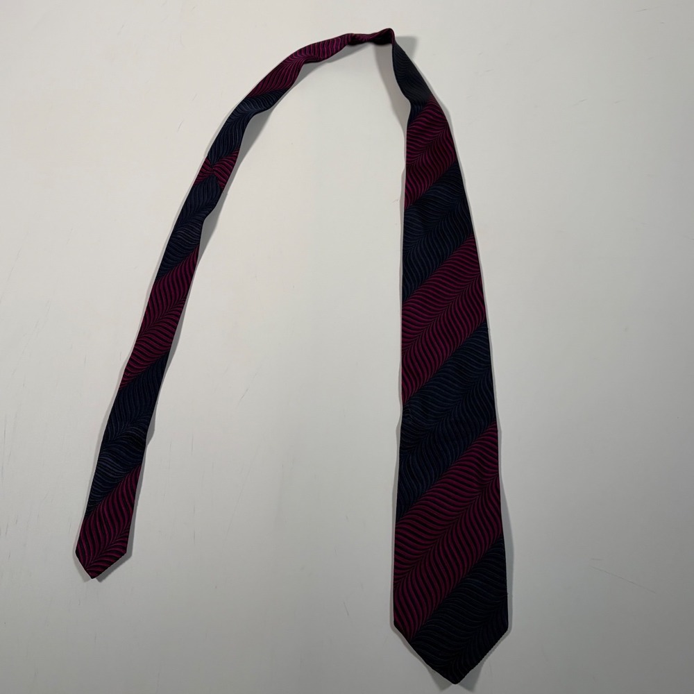 Zino Cossini Silk Tie Italy Harolds Navy Magenta Old Money Dark Academia Vintage
